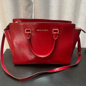 Michael Kors purse